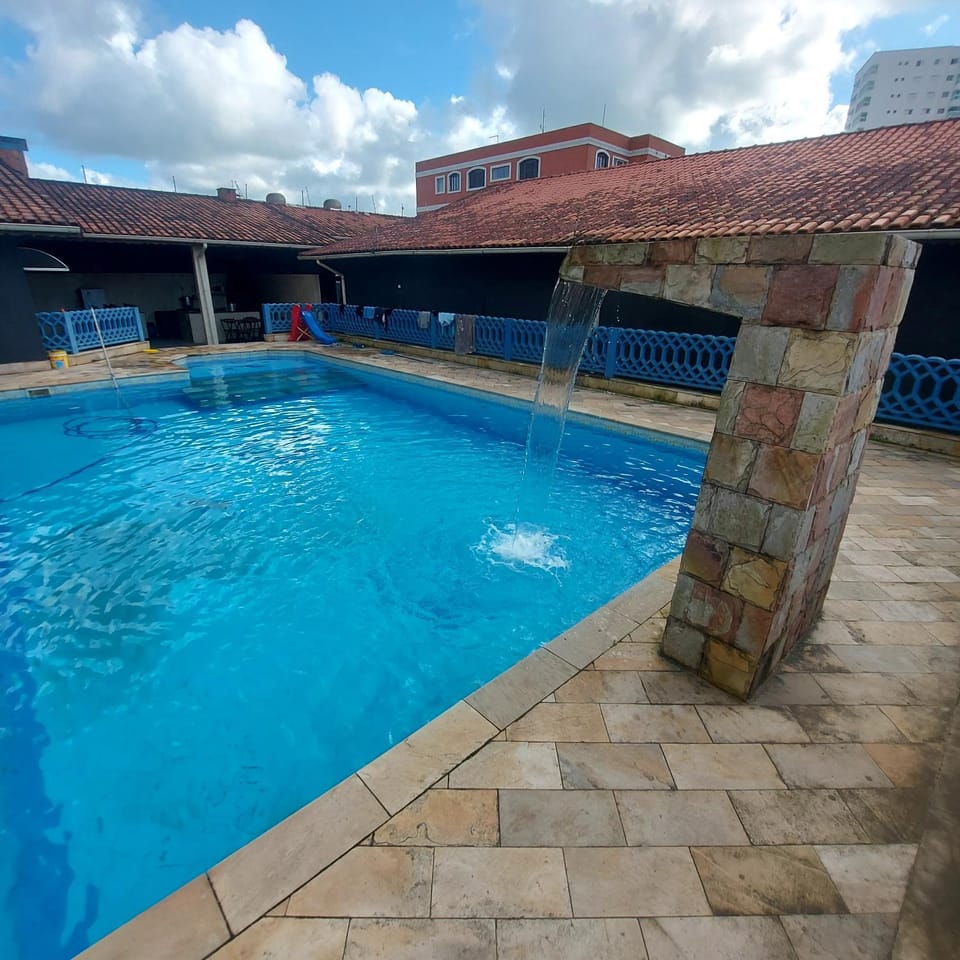 Casa com piscina Mongaguá sp House in Itanhaém