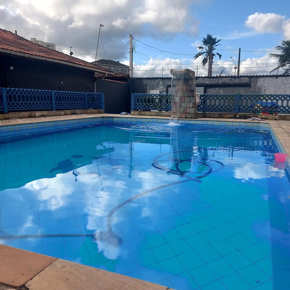 Casa com piscina Mongaguá sp House in Itanhaém