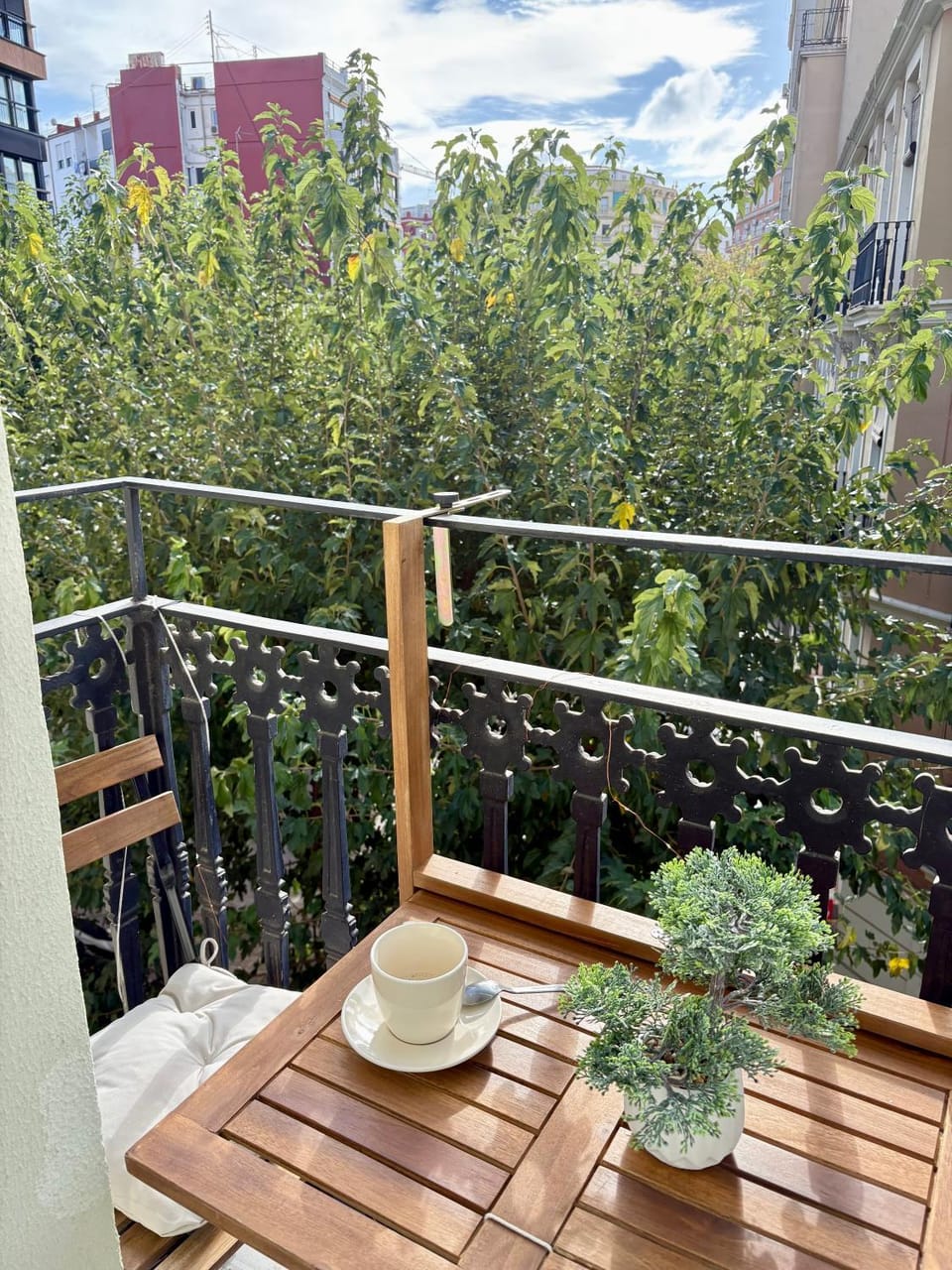 Valencia City Apartment with Gym Pool Free Parking TheHavenEscape Apartment in Valencia