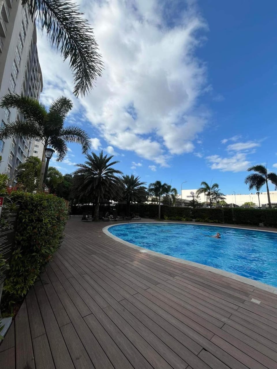Swimming pool