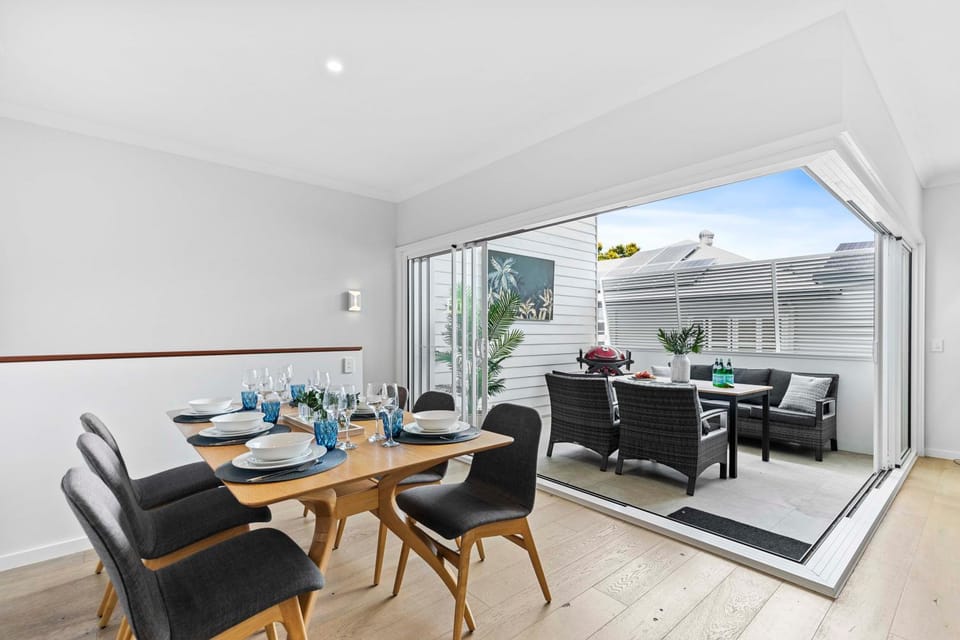 Patio, Seating area, Dining area