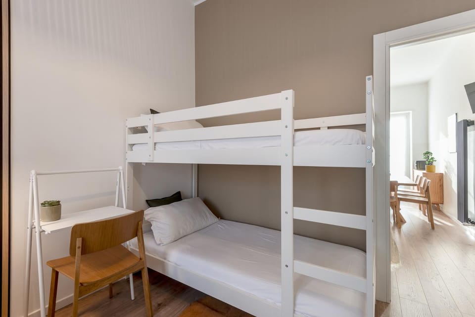 Bed, Bedroom, bunk bed