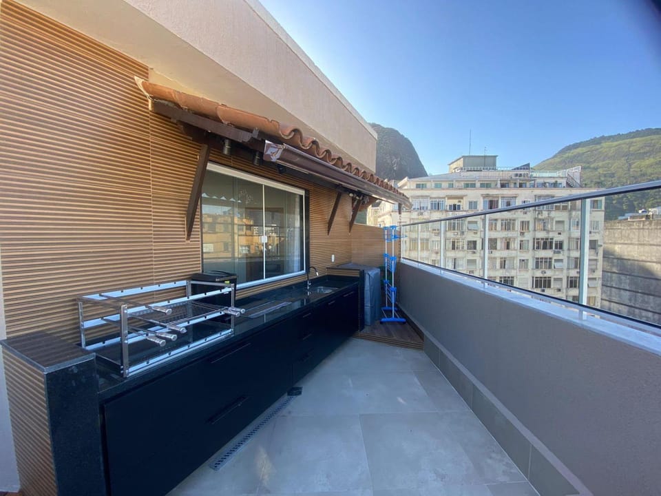 Real Apartments 289 - Penthouse exclusive barbecue and 2 bedrooms Copacabana Apartment in Rio de Janeiro