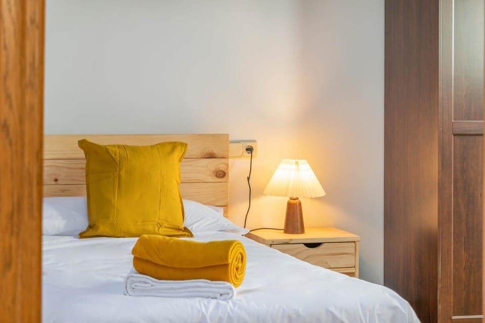 Bed, Photo of the whole room