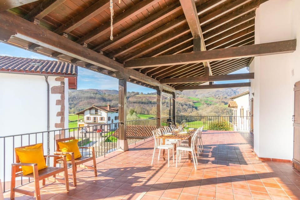 BBQ facilities, Balcony/Terrace, Dining area