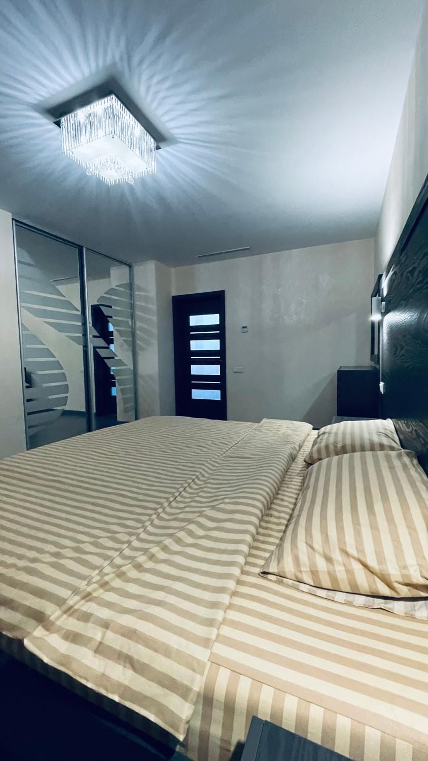 Апартаменти біля Залізничного вокзалу Apartment in Kiev City - Kyiv