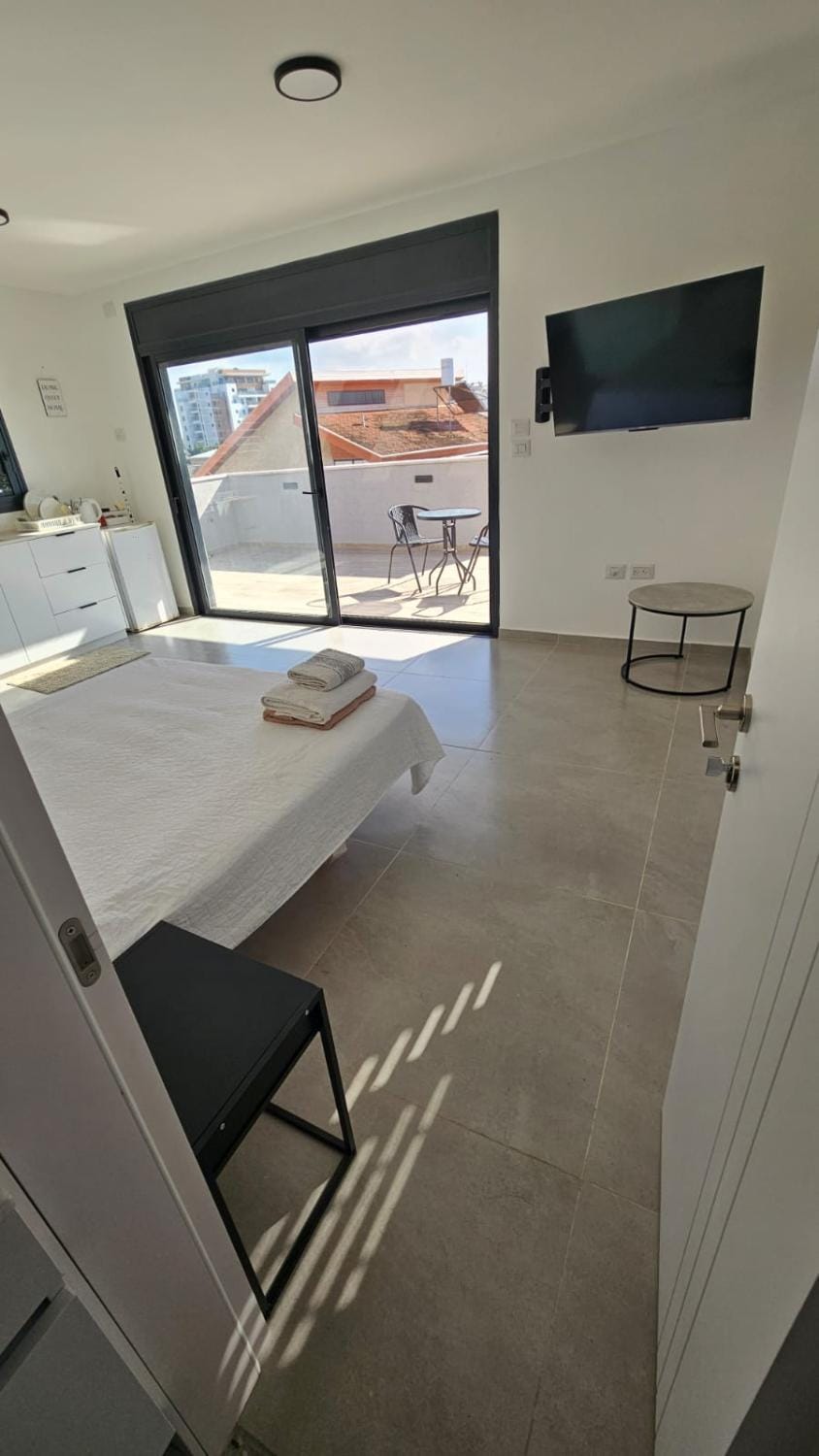 B&B Amit 15 minutes from the airport - אירוח כפרי עמית 15 דקות משדה תעופה Apartment in Center District