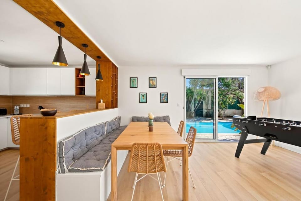 Villa Moderne avec Piscine Privée Bed and Breakfast in Hyères