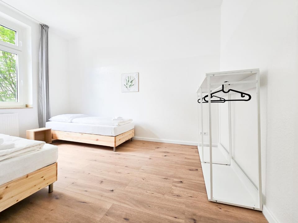 Property building, Bed, Photo of the whole room, Bedroom, towels, wardrobe