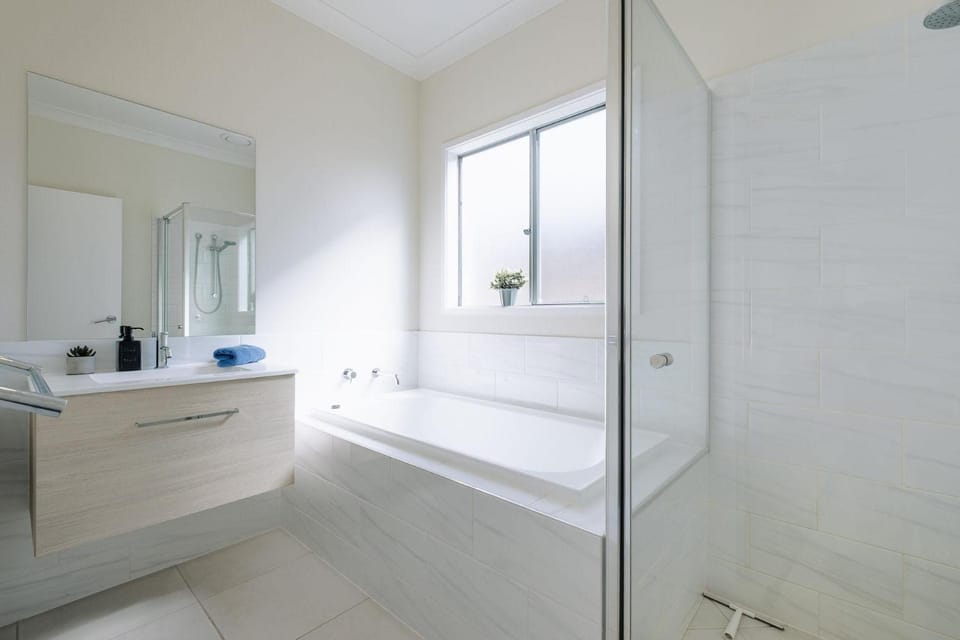 Shower, Bathroom, Bath