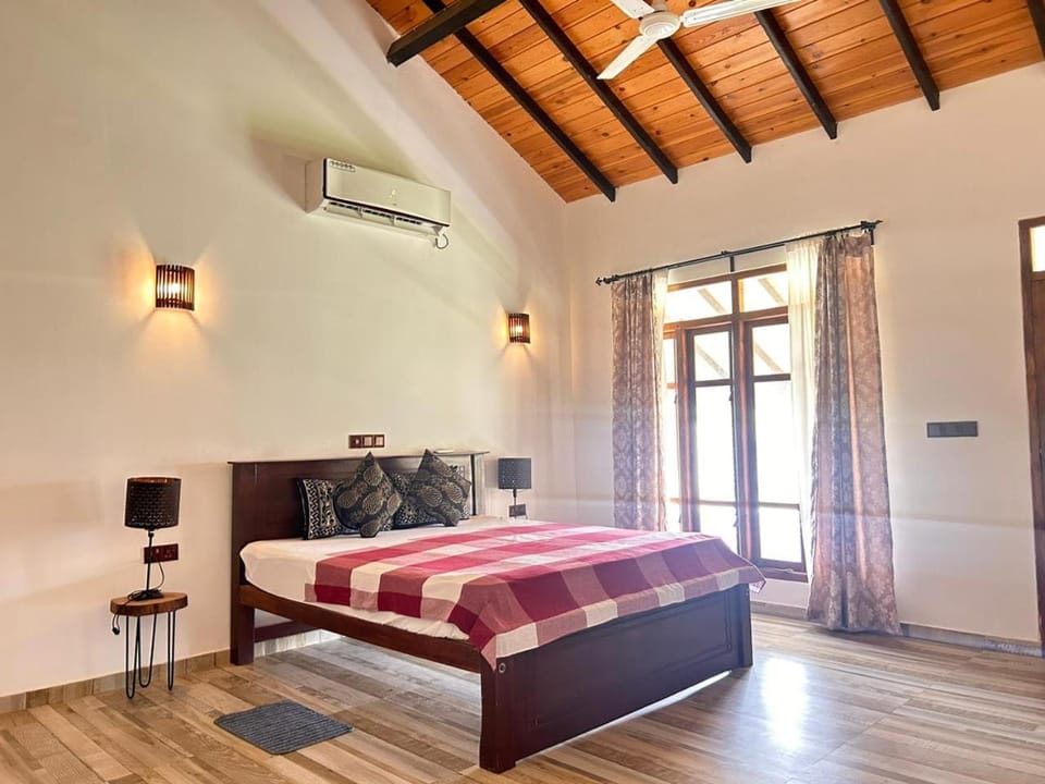 Bedroom, air conditioner