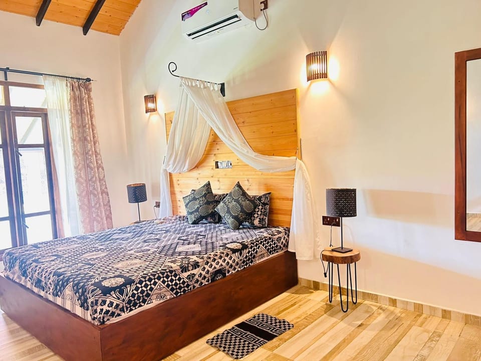 Bedroom, air conditioner
