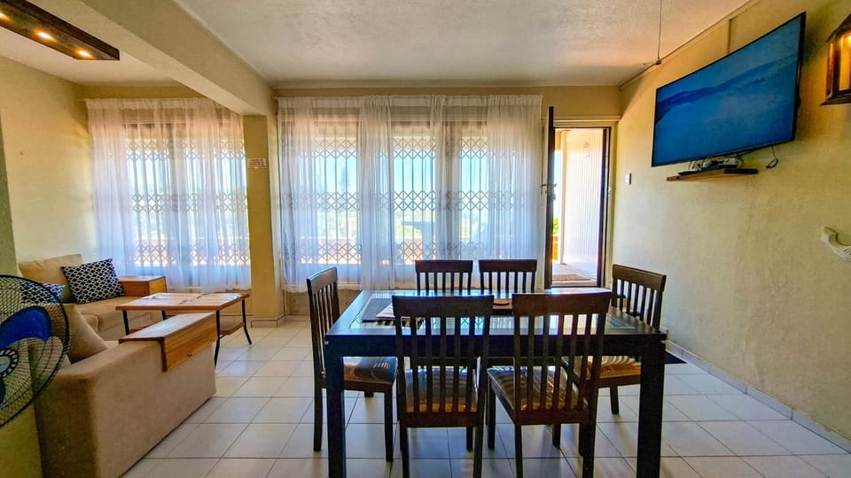 Claridge Heights 103 Apartment in Margate