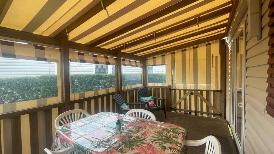 Balcony/Terrace, Lobby or reception