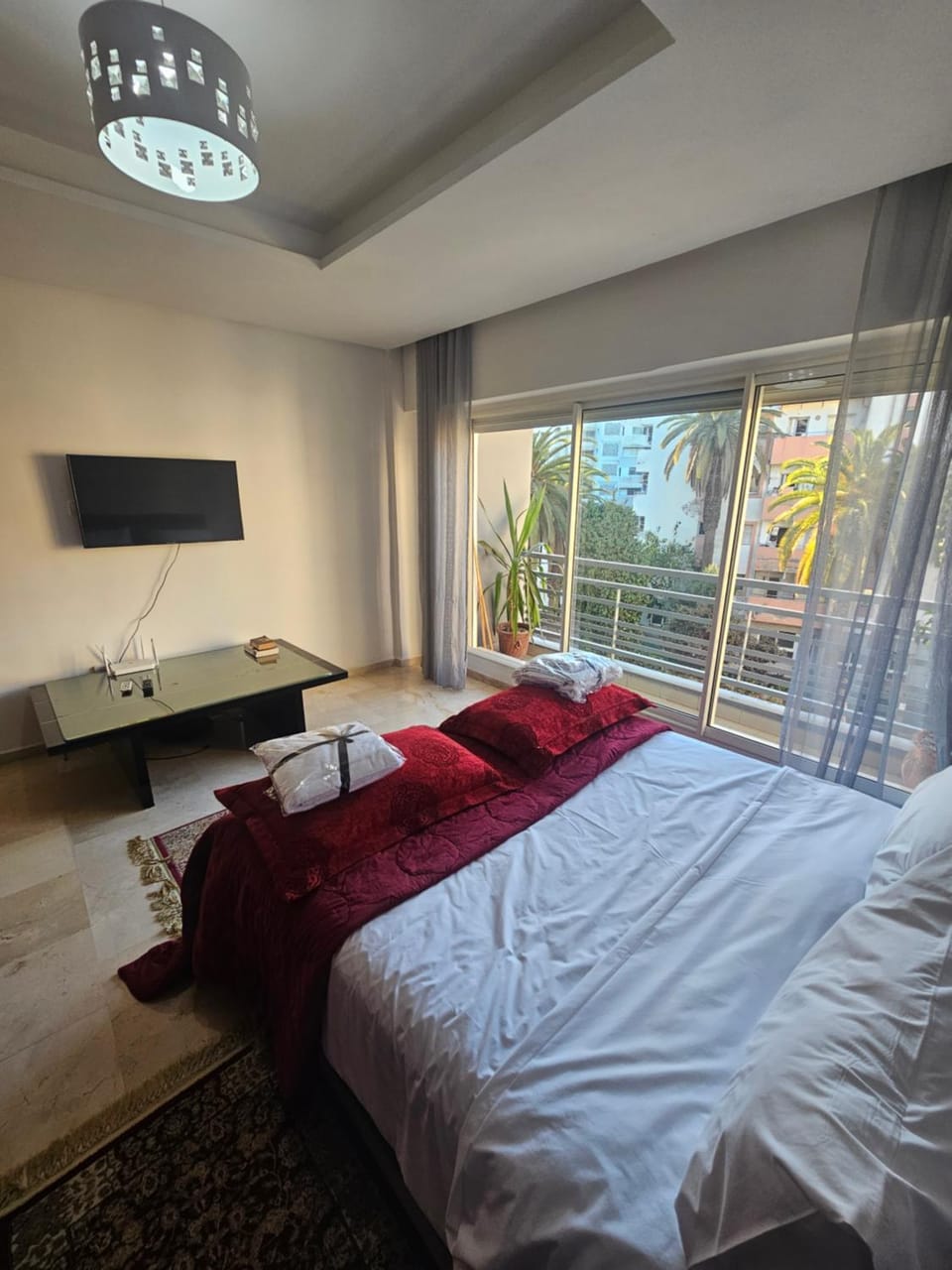 Bed, TV and multimedia, Photo of the whole room, Bedroom, heating, towels, air conditioner