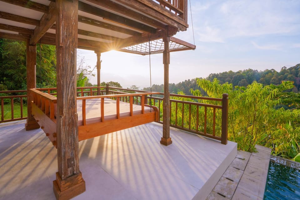 Patio, Day, Natural landscape, View (from property/room), Balcony/Terrace