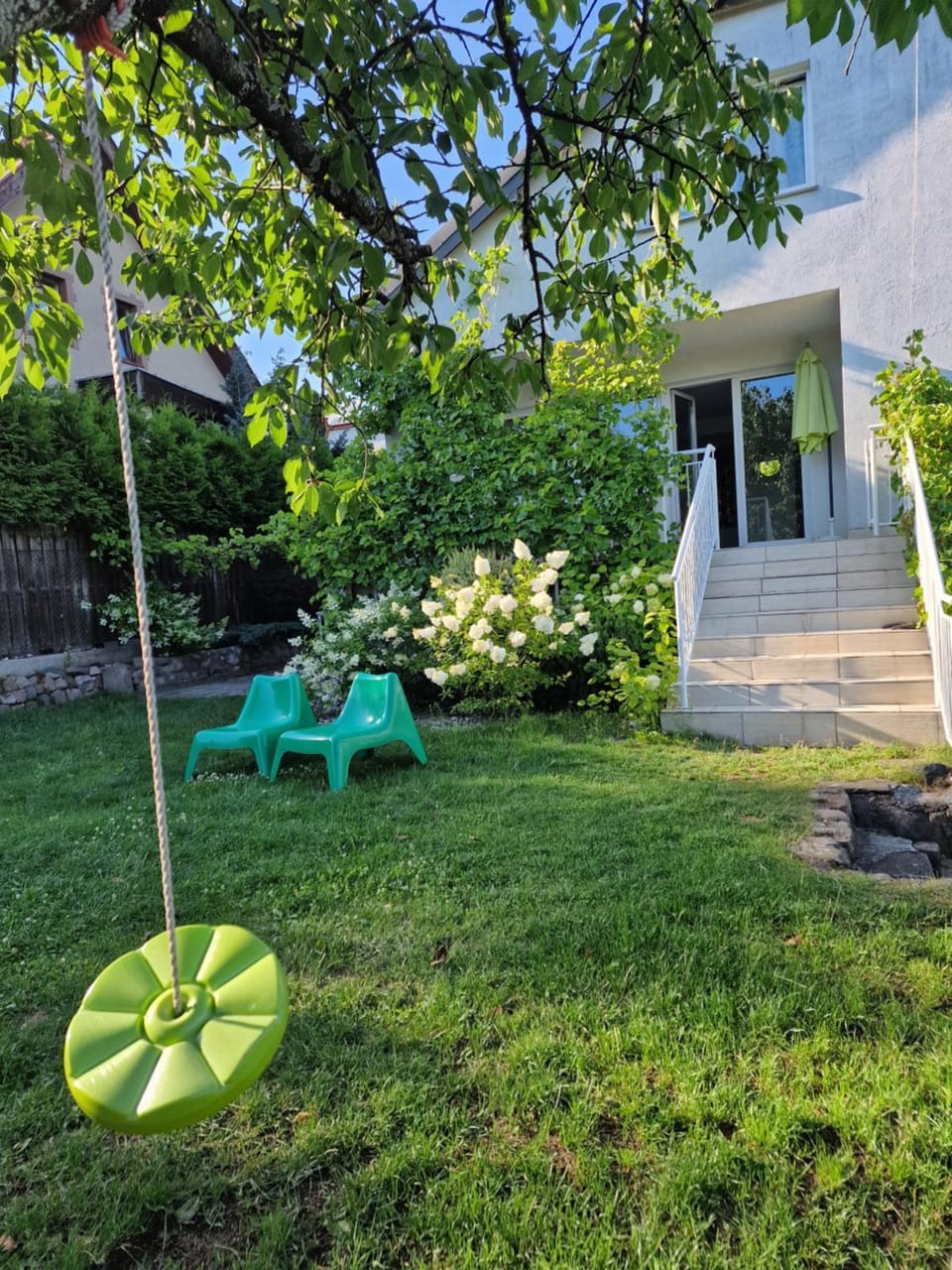 Property building, Day, Garden, Garden