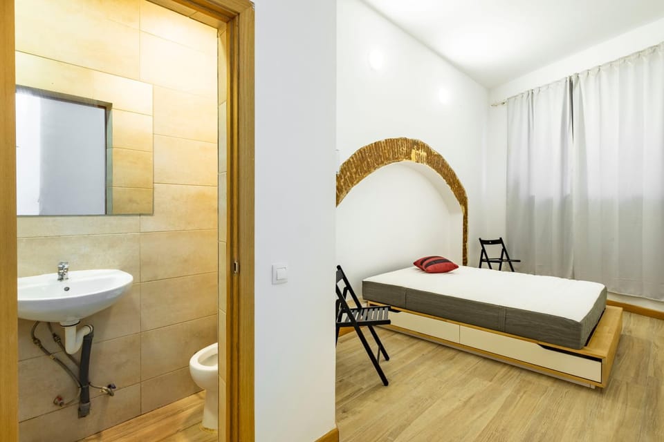 Toilet, Bed, Bathroom, Photo of the whole room, Bedroom