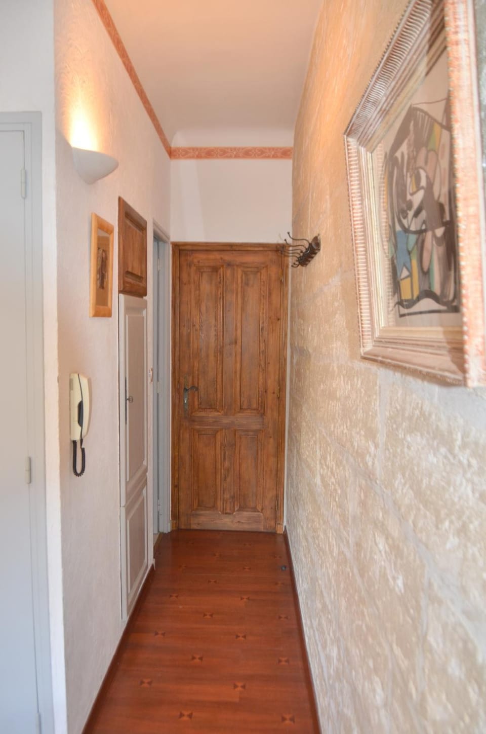 Bel appartement Villeneuve Lès Avignon Apartment in Villeneuve-lès-Avignon