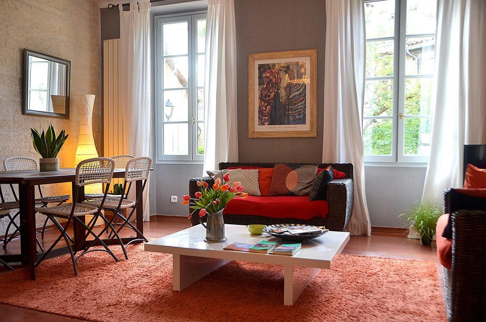 Bel appartement Villeneuve Lès Avignon Apartment in Villeneuve-lès-Avignon