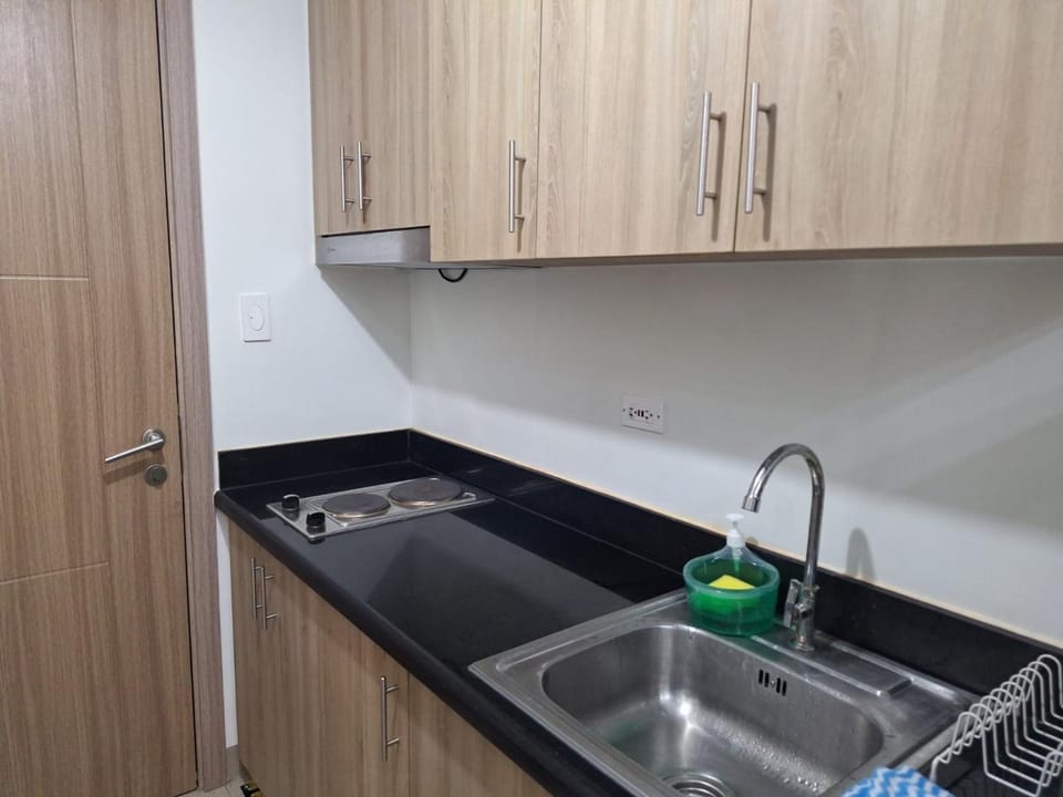 Shore 2 Apartment hotel in Pasay