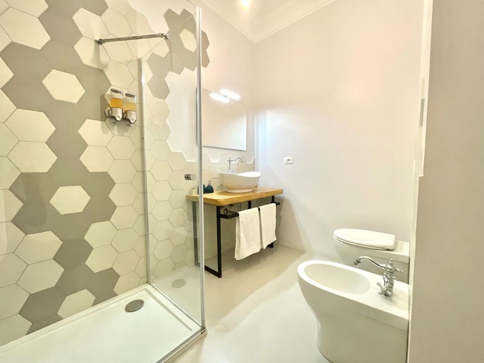 Shower, Toilet, Bathroom, bidet
