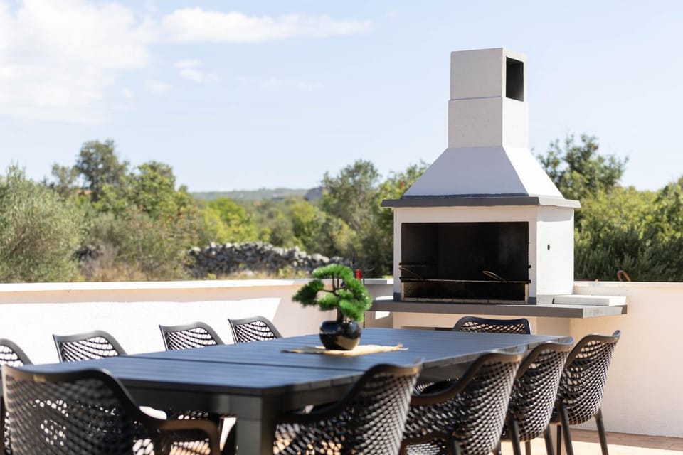 Day, BBQ facilities, View (from property/room), Balcony/Terrace