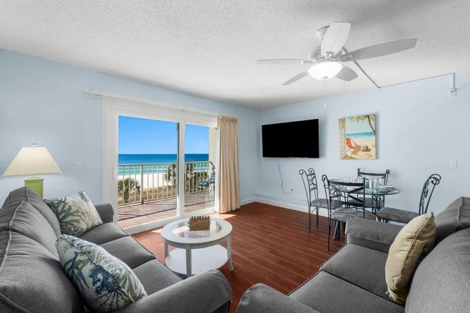 The Summit 408 House in Upper Grand Lagoon