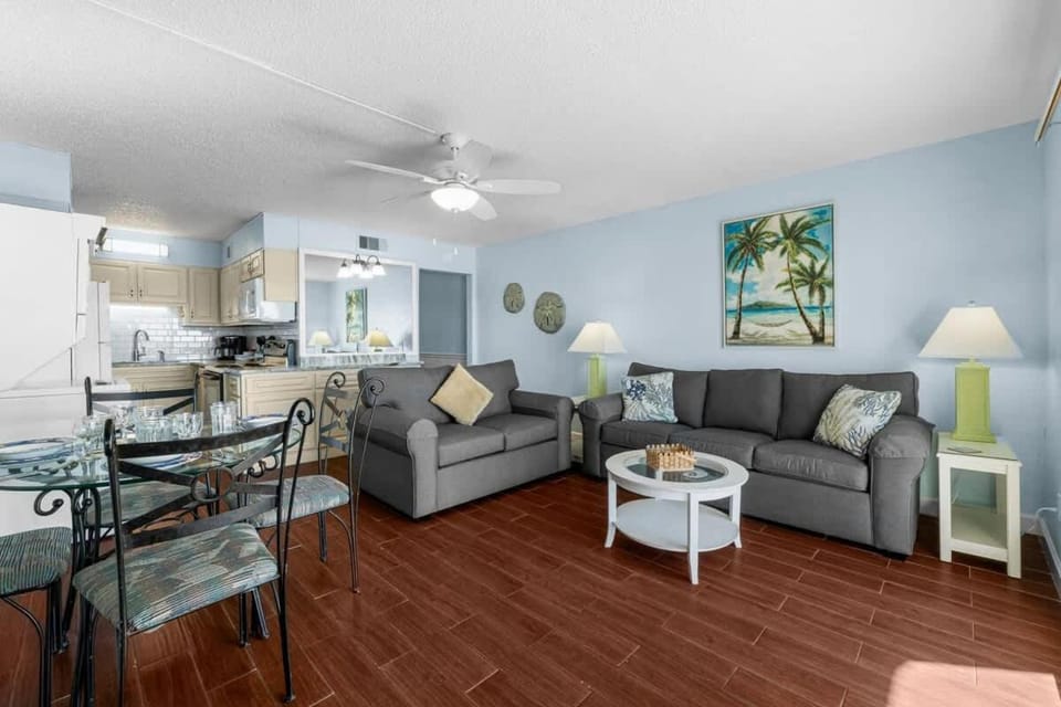 The Summit 408 House in Upper Grand Lagoon