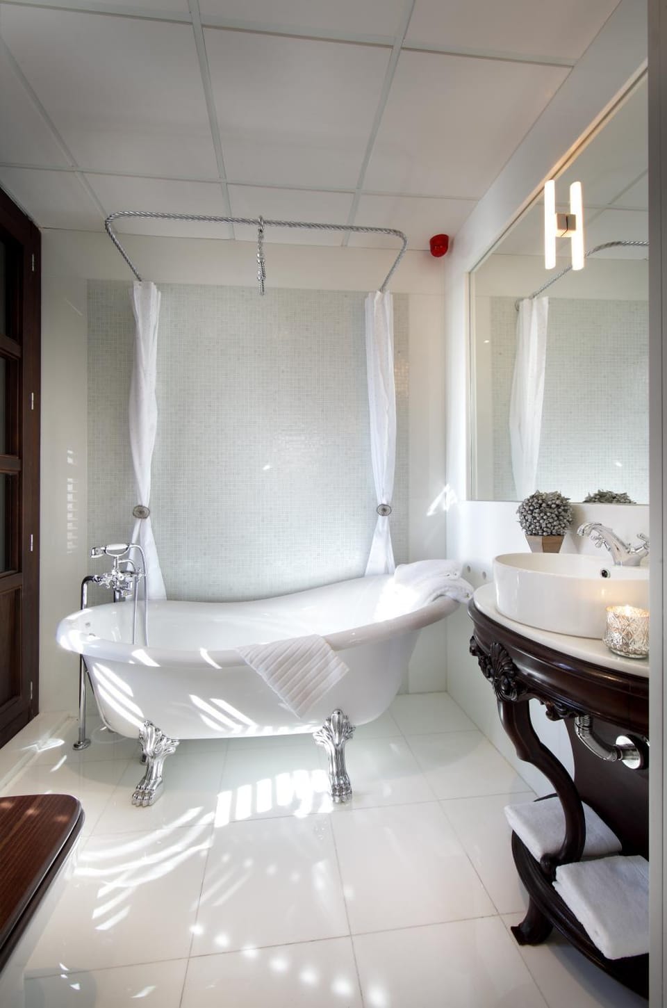 Toilet, Bathroom, Bath