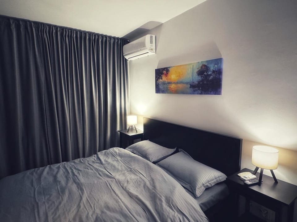 Bed, Bedroom, air conditioner