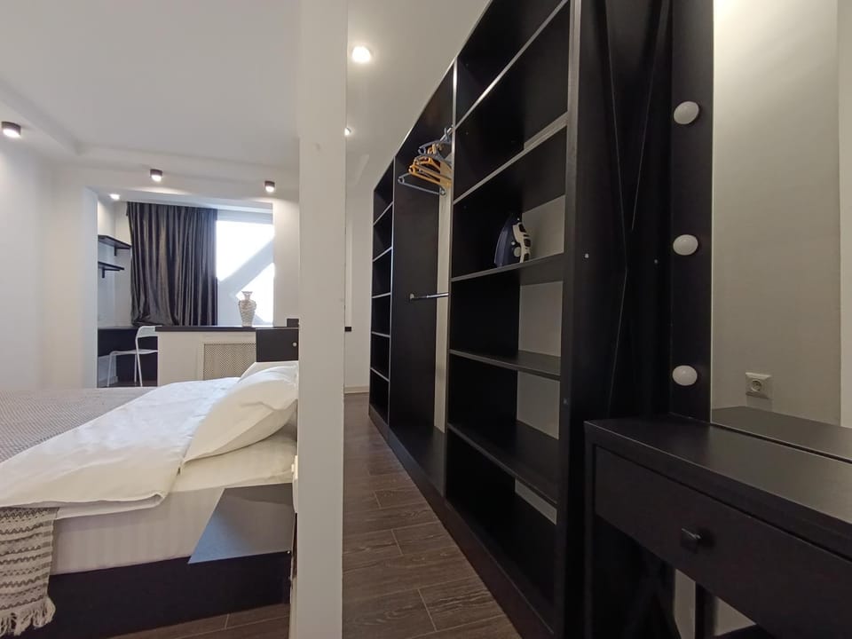 wardrobe