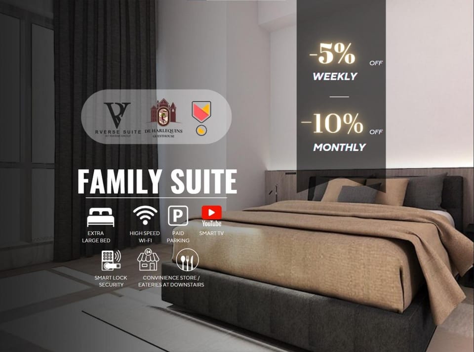 Photo of the whole room, Logo/Certificate/Sign
