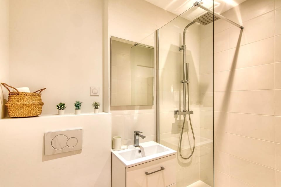 L'Oasis - Bel appart climatisé quartier point du jour Lyon 5 Apartment in Lyon