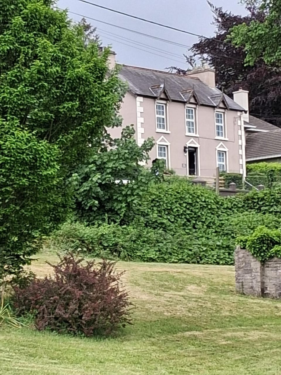 A Classic Donegal Townhouse House in Donegal City