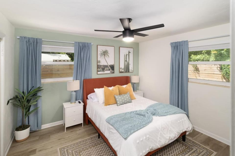 Stylish Retreat min to UF Pets Welcome! House in Gainesville