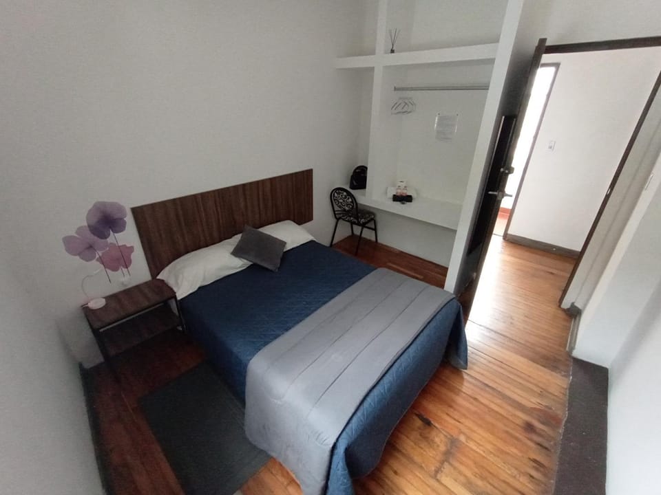Hostal Schultz Bed and Breakfast in Mexico City