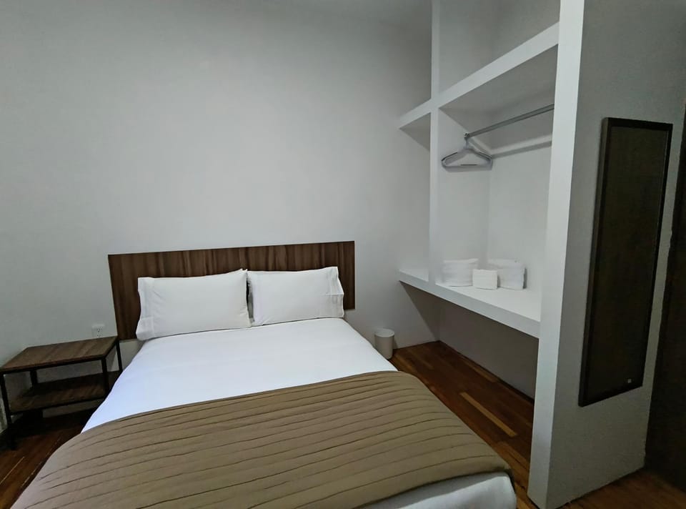 Hostal Schultz Bed and Breakfast in Mexico City