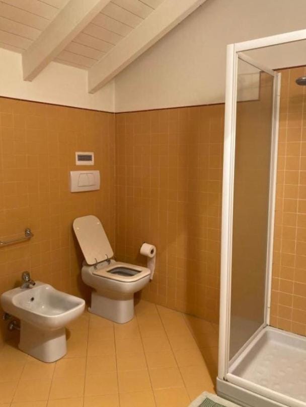 Alexis 3 Bed and Breakfast in Novara