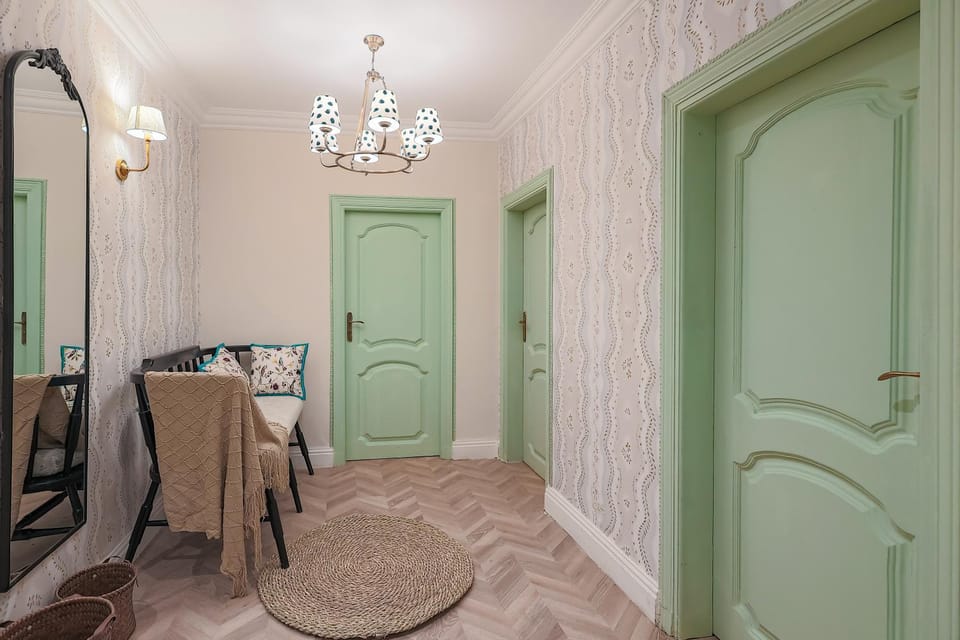 Heliopolis Boutique - 3 BR Apt Centrally located at City Stars Apartment in Cairo Governorate