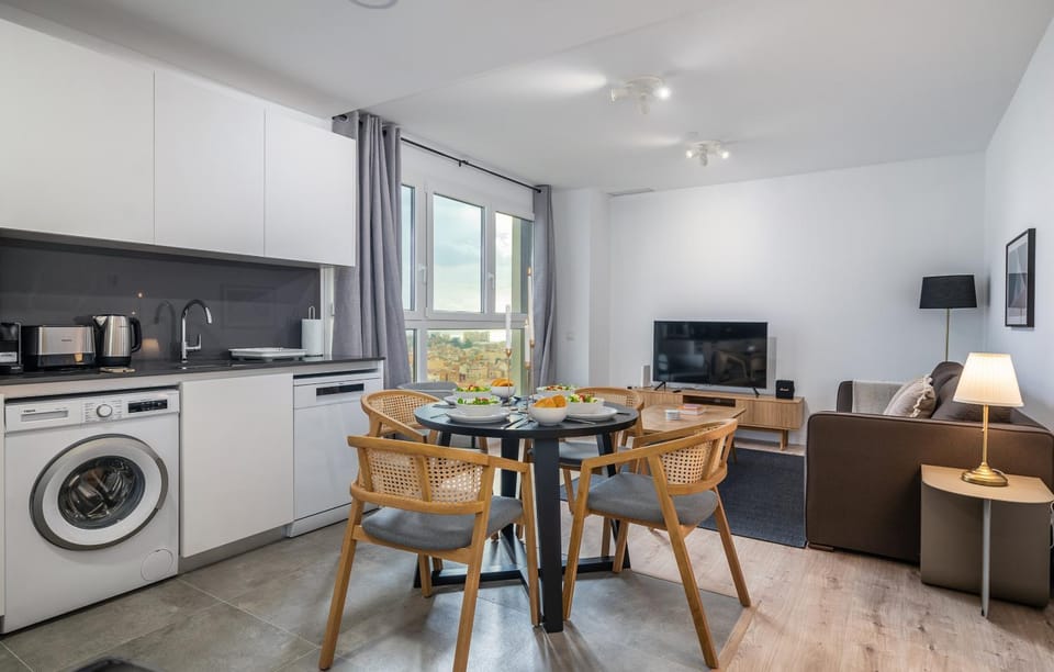 Kitchen or kitchenette, Living room, Dining area