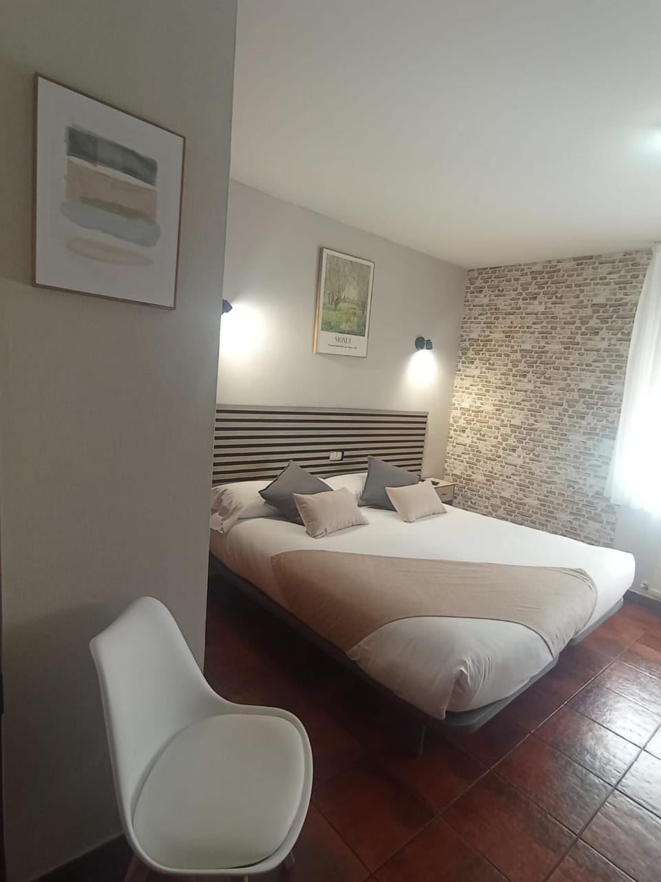 Puente Azud Bed and Breakfast in Aviles