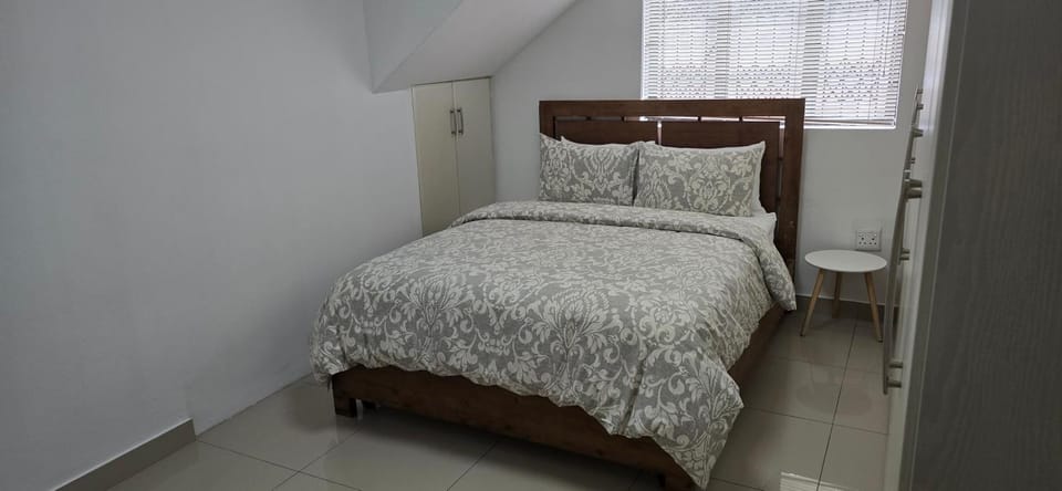Durban Overport Halaal Accommodation 1S NO ALCOHOL, NO PARTIES, NO MUSIC, NO NOISE, NO PETS Apartment in Durban