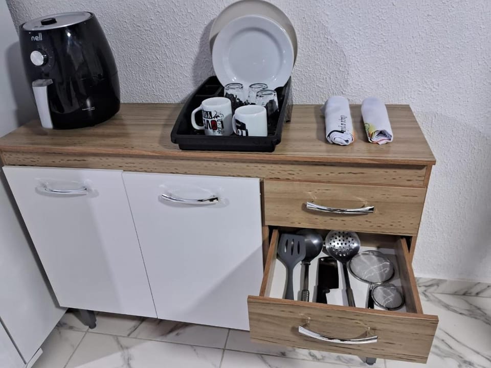 Coffee/tea facilities, Kitchen or kitchenette