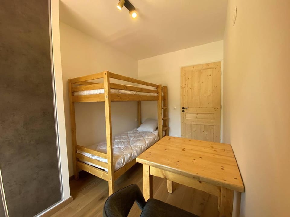 Appartement neuf 2 chambres, parking inclus, proche bus gratuit - FR-1-356-531 Apartment in Les Avanchers-Valmorel