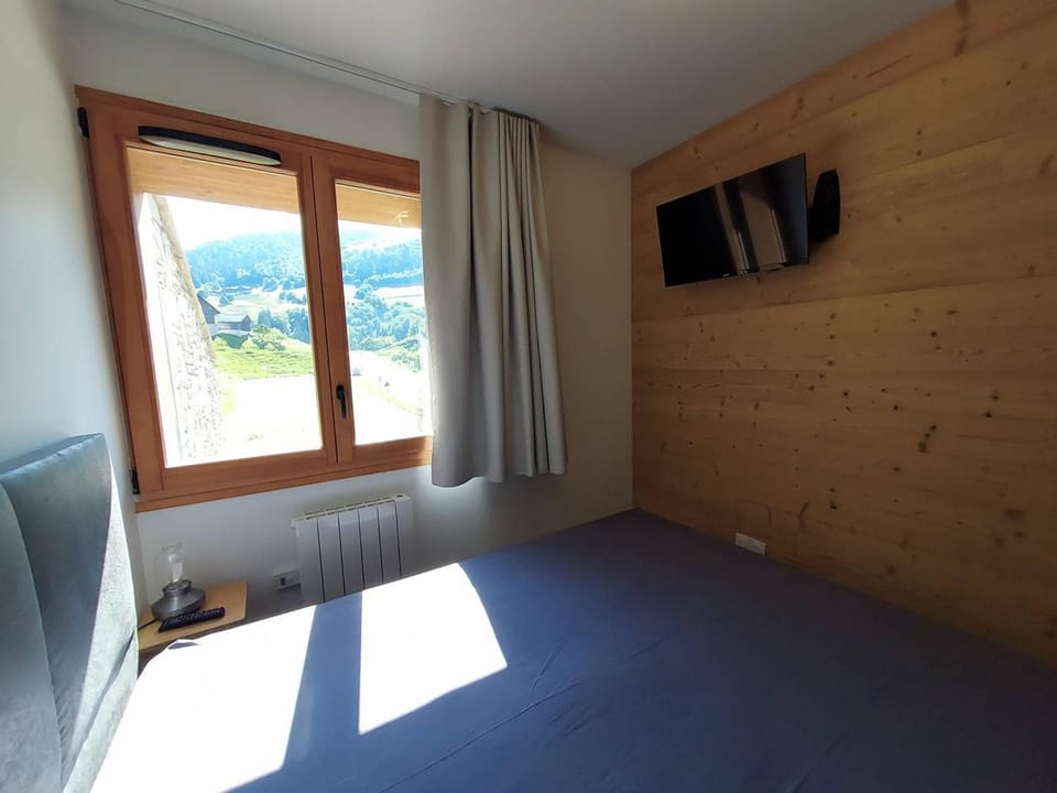 Appartement neuf 2 chambres, parking inclus, proche bus gratuit - FR-1-356-531 Apartment in Les Avanchers-Valmorel