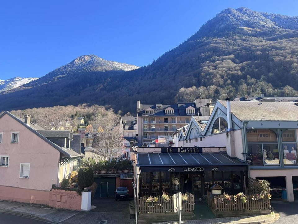 Charmant appartement avec 2 chambres à Cauterets - FR-1-812-127 Apartment in Cauterets