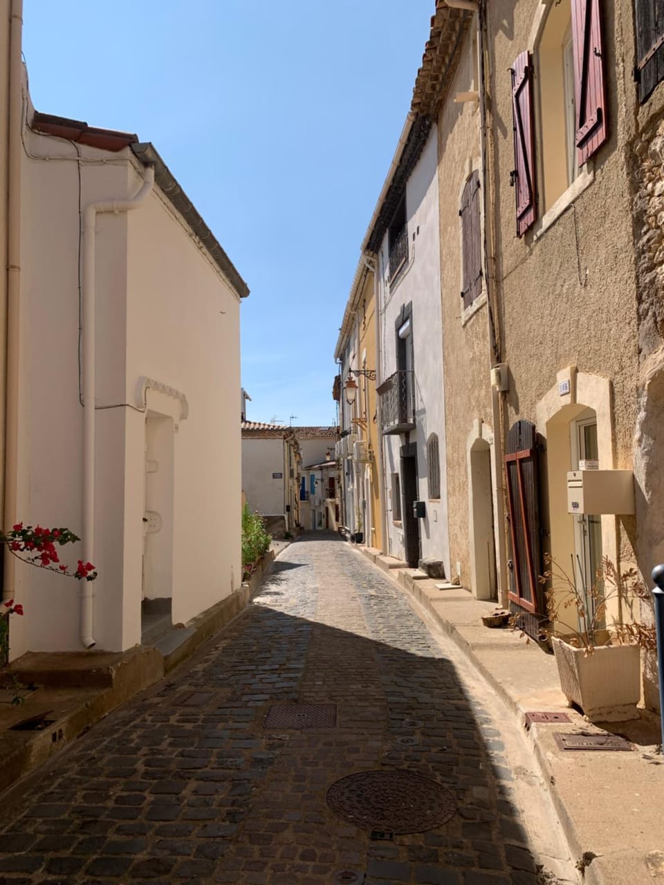 Renovated village house in peaceful town near Med - Air conditioning, balcony House in Marseillan
