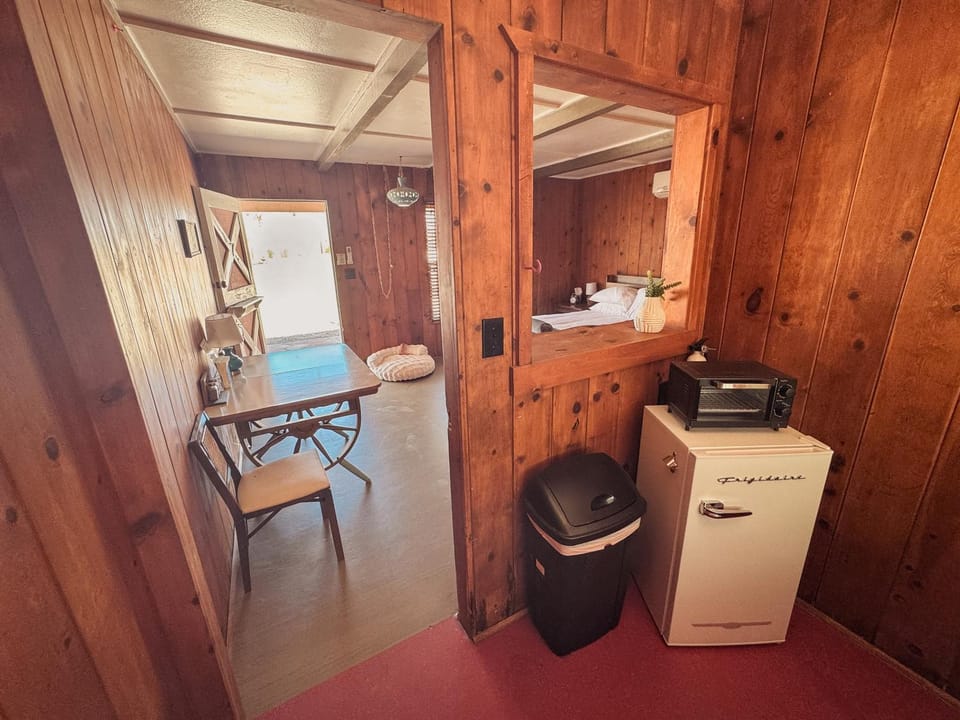 Kitchen or kitchenette, kitchen