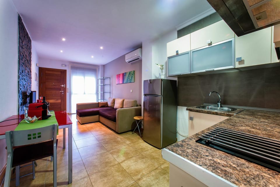 Kitchen or kitchenette, Living room, Dining area